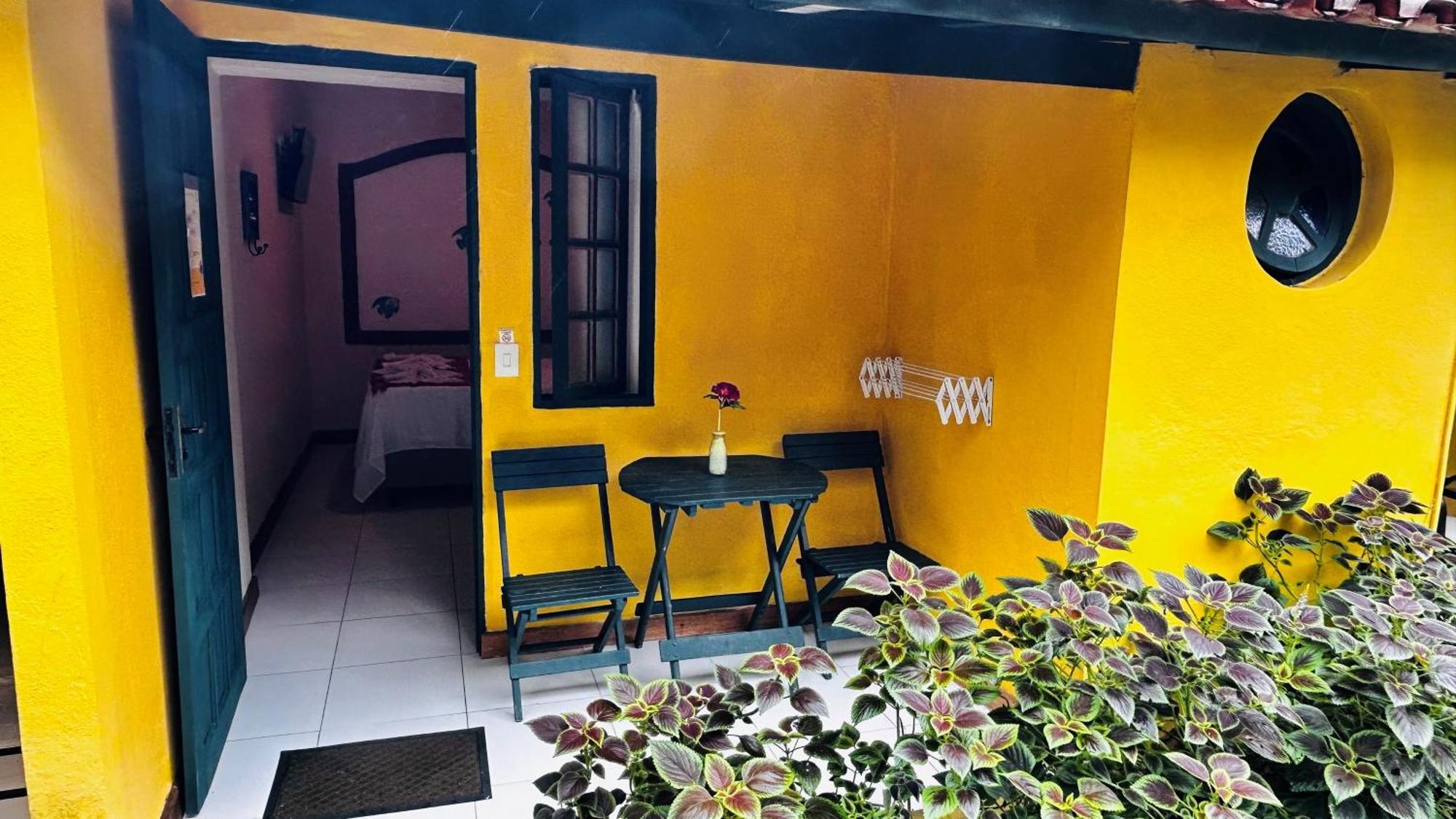 Aporan 4* Ilhabela